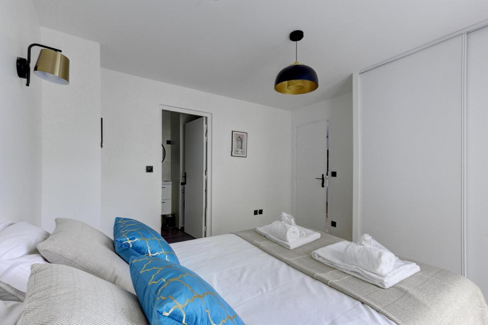 322 Suite Fes - Superb Apartment Suresnes Exterior foto